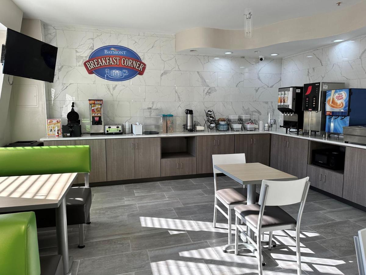 Hotel Baymont By Wyndham 2*