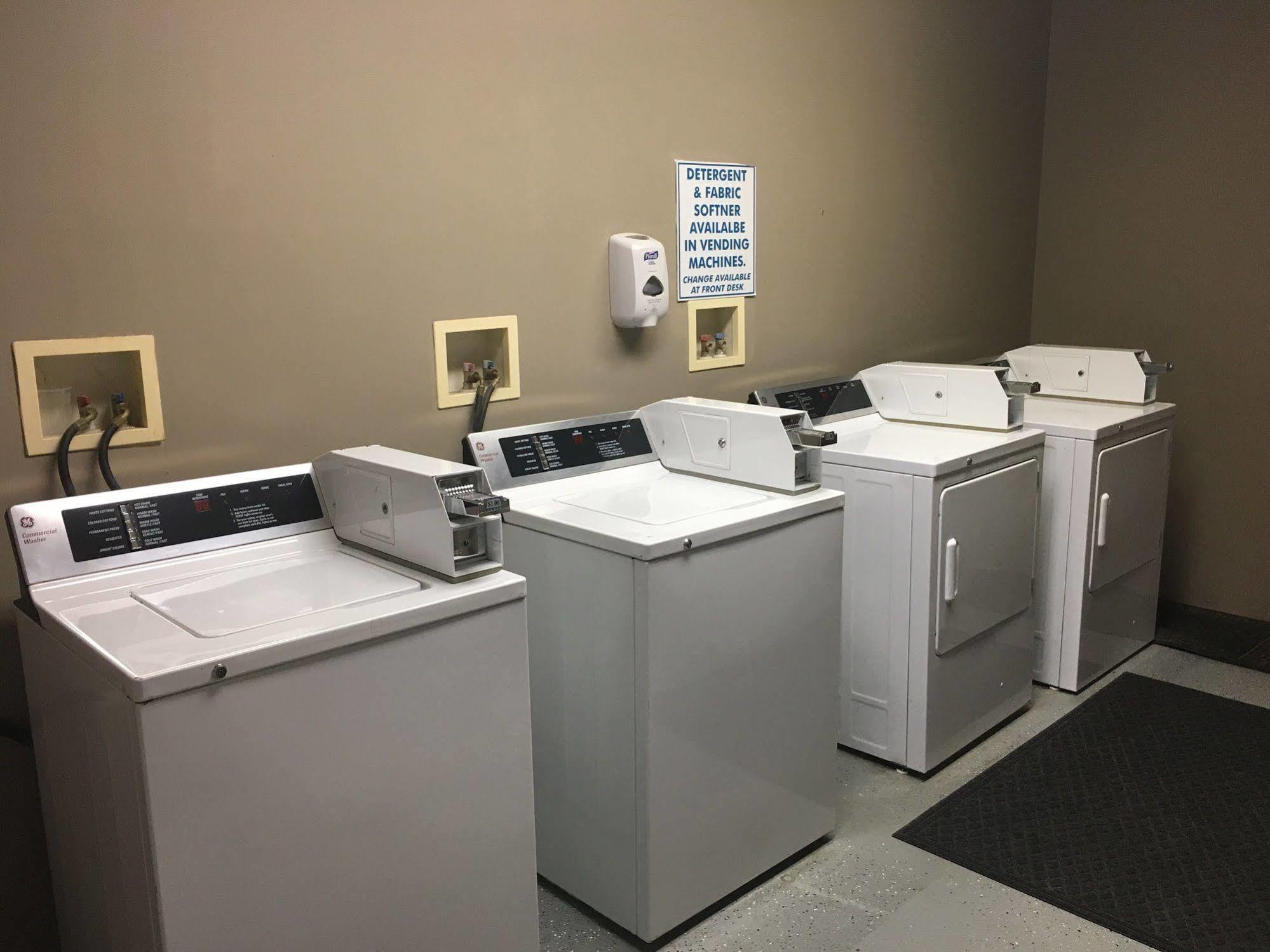 Hotel Baymont By Wyndham Noblesville