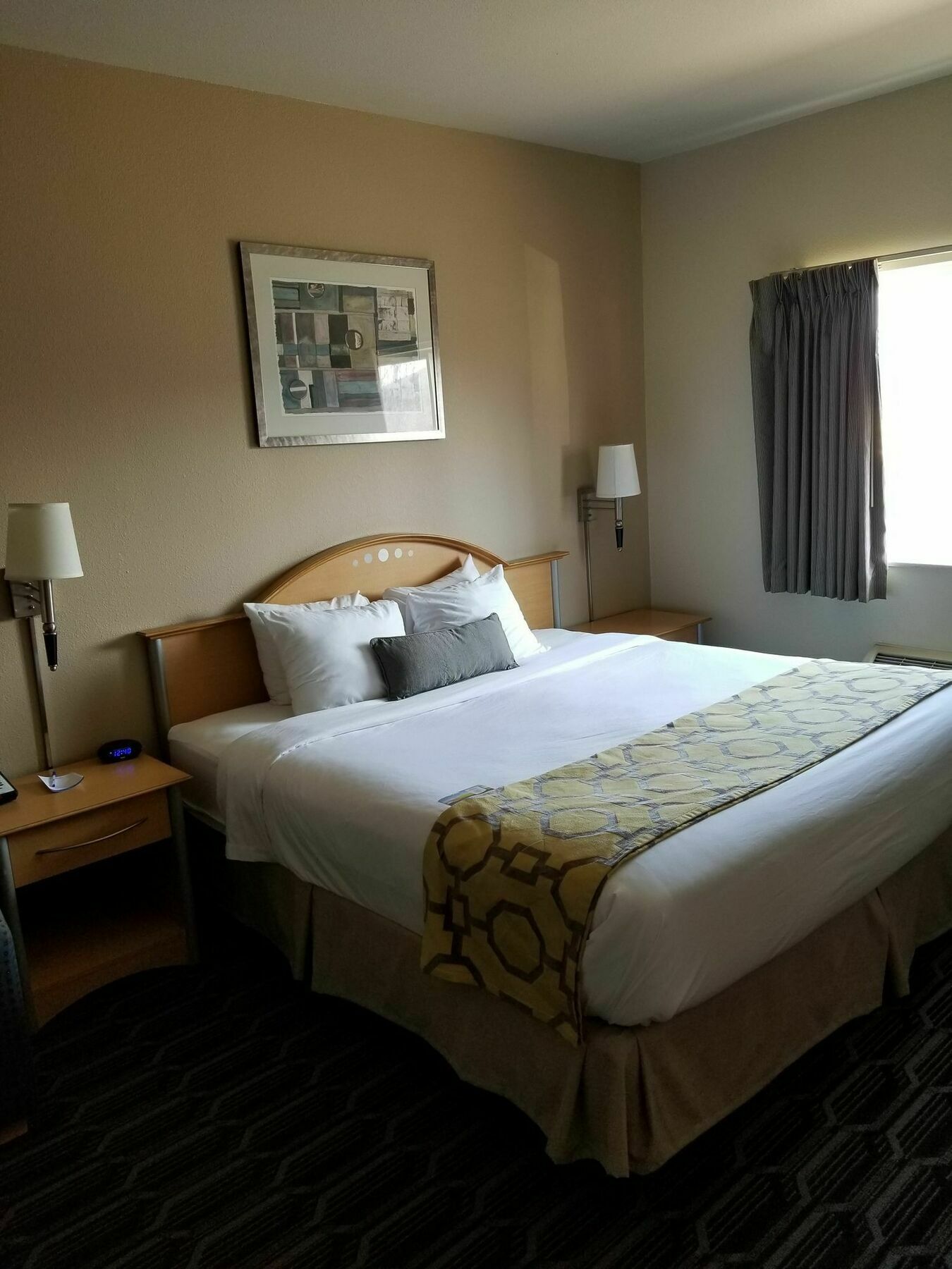 Hotel Baymont By Wyndham Noblesville
